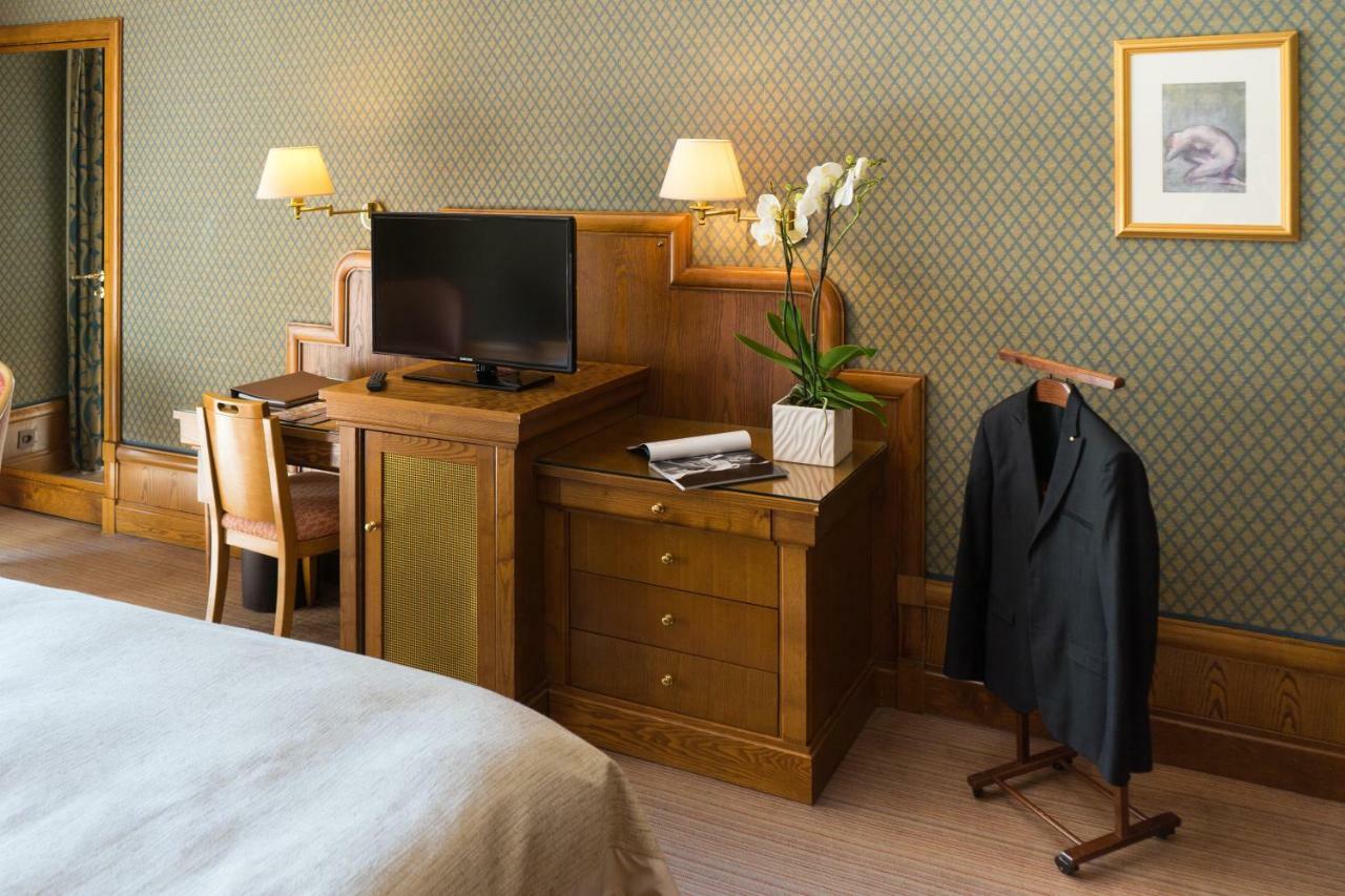 Hotel Le Grand - Domaine De 4*